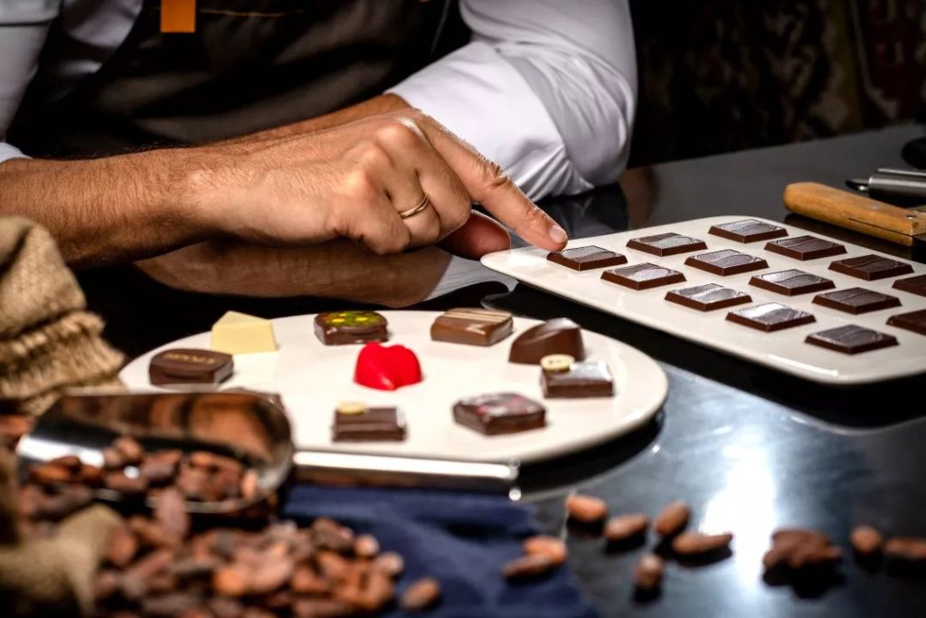 Handgemaakte chocolaatjes - Beste Valentijnsdagcadeaus 2022