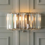 Sfeervolle slaapkamer verlichting met kristallen geribbelde wandlamp