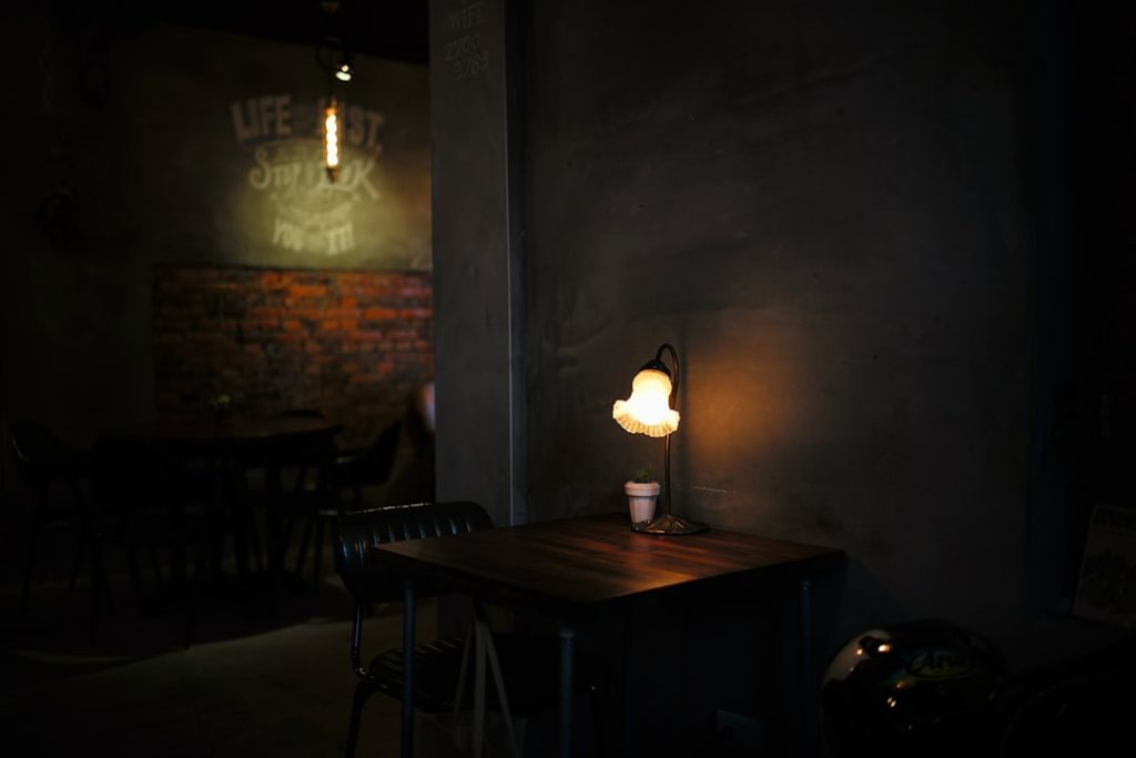 Photo table lamp