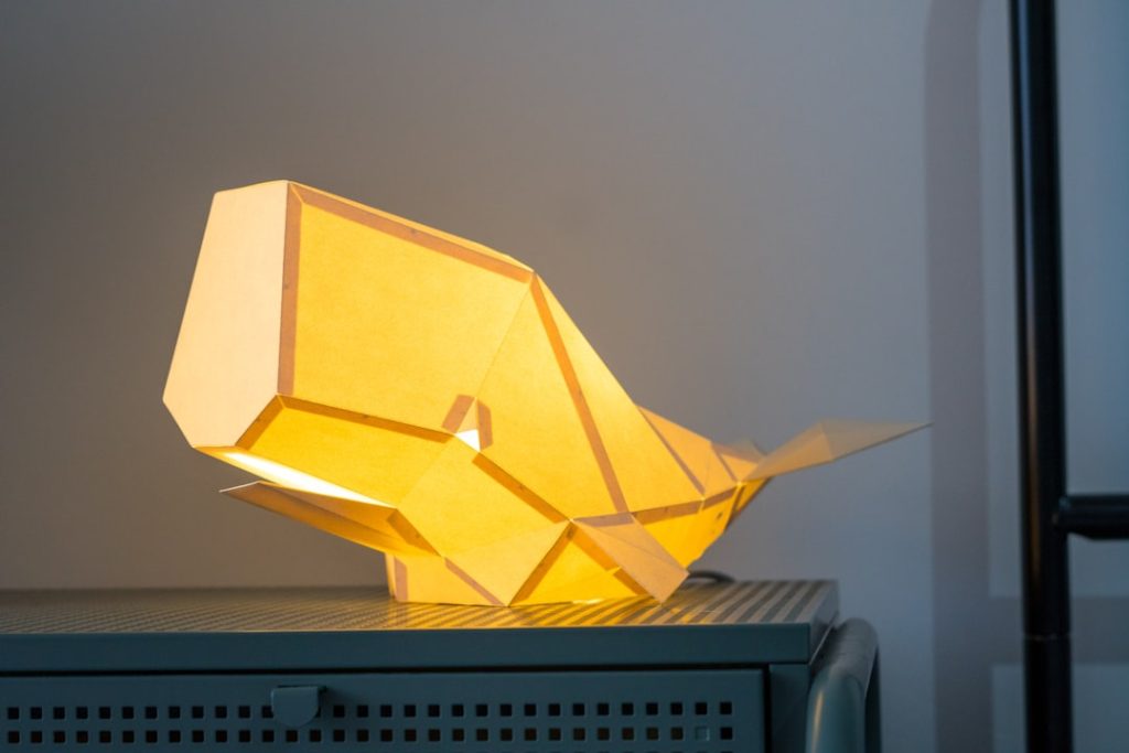 Photo crystal ribbed wall lamp