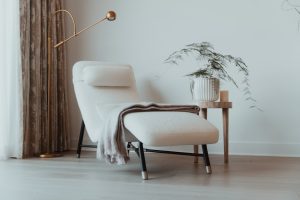 Photo wooden floor lamp