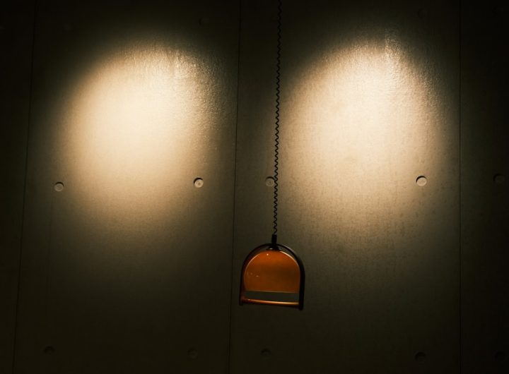 Photo Buckle wall lamp