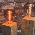 Weerbestendige eikenhouten lamp