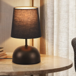 Creëer een zachte nachtambiance met stoffen bedlampje