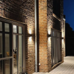 Metalen waterdichte buitenwandlamp voor exterieur gevel